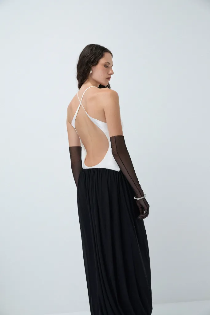 Anna October 26SS002